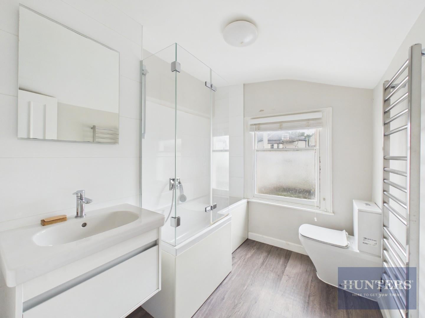 Flat Prestbury Road in Cheltenham