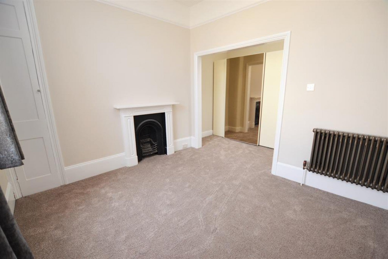 Flat Prestbury Road in Cheltenham