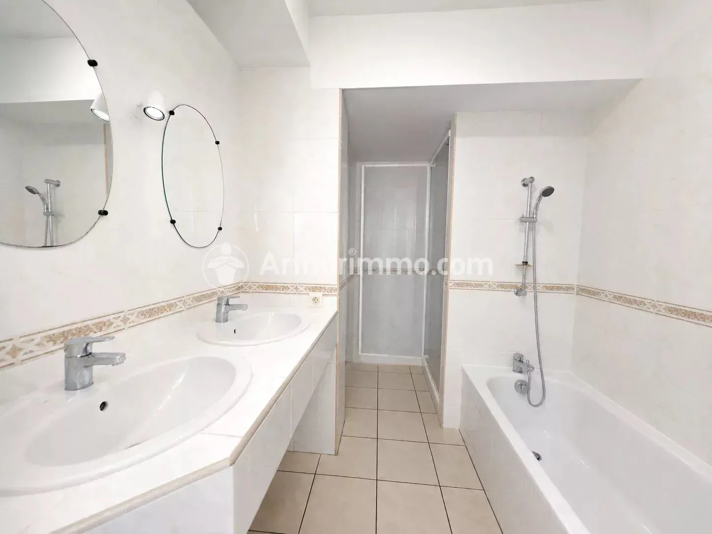 Flat Avenue Charles de Gaulle in Terrasson-Lavilledieu