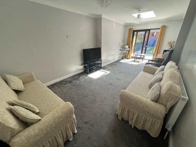 Room Emery Close in Birmingham