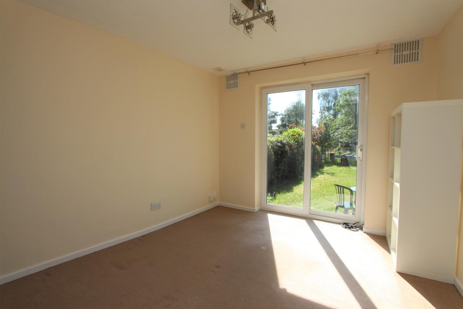 Flat Heath Road in Leighton Buzzard