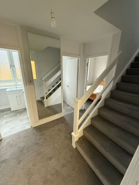 Flat Wickham Street in Greater London