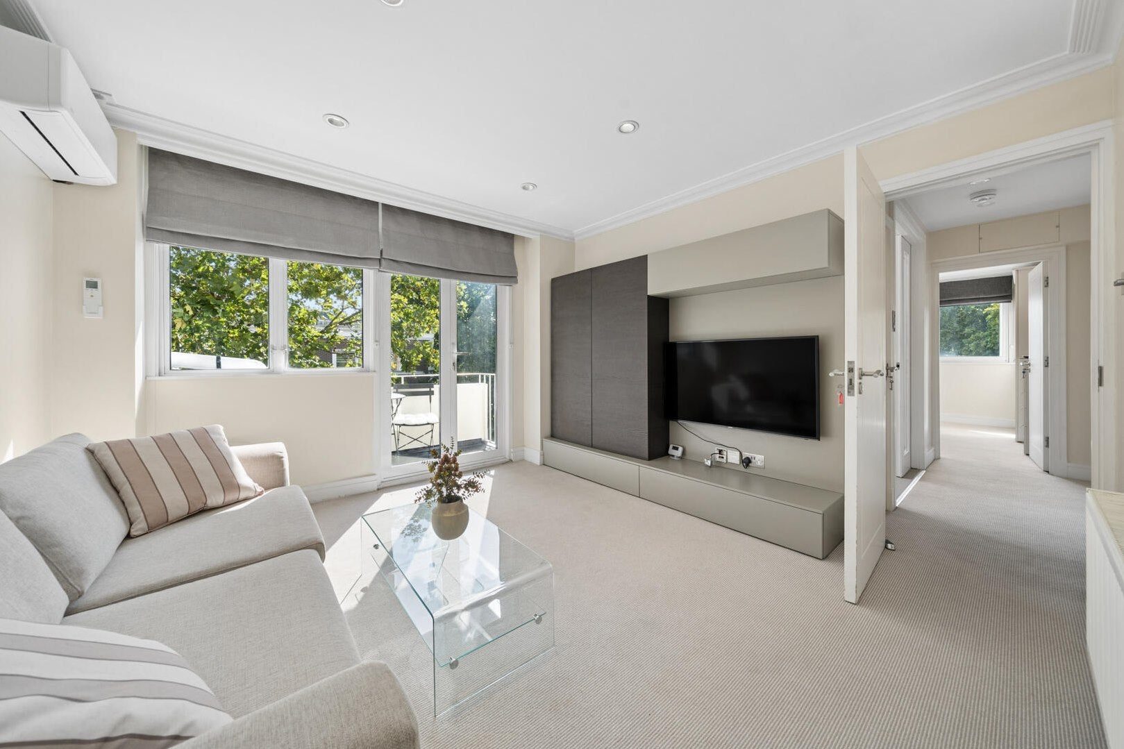 Flat Notting Hill Gate in Greater London