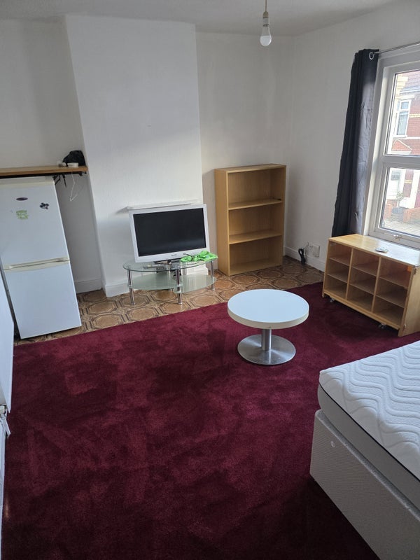 Room Roseberry Park in Bristol