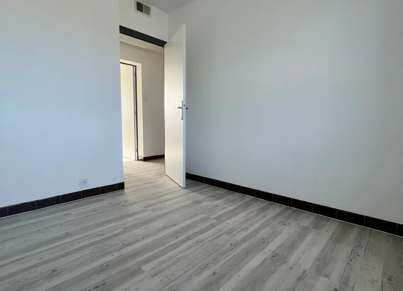 Flat Rue Saint-Blaise in Livron-sur-Drôme