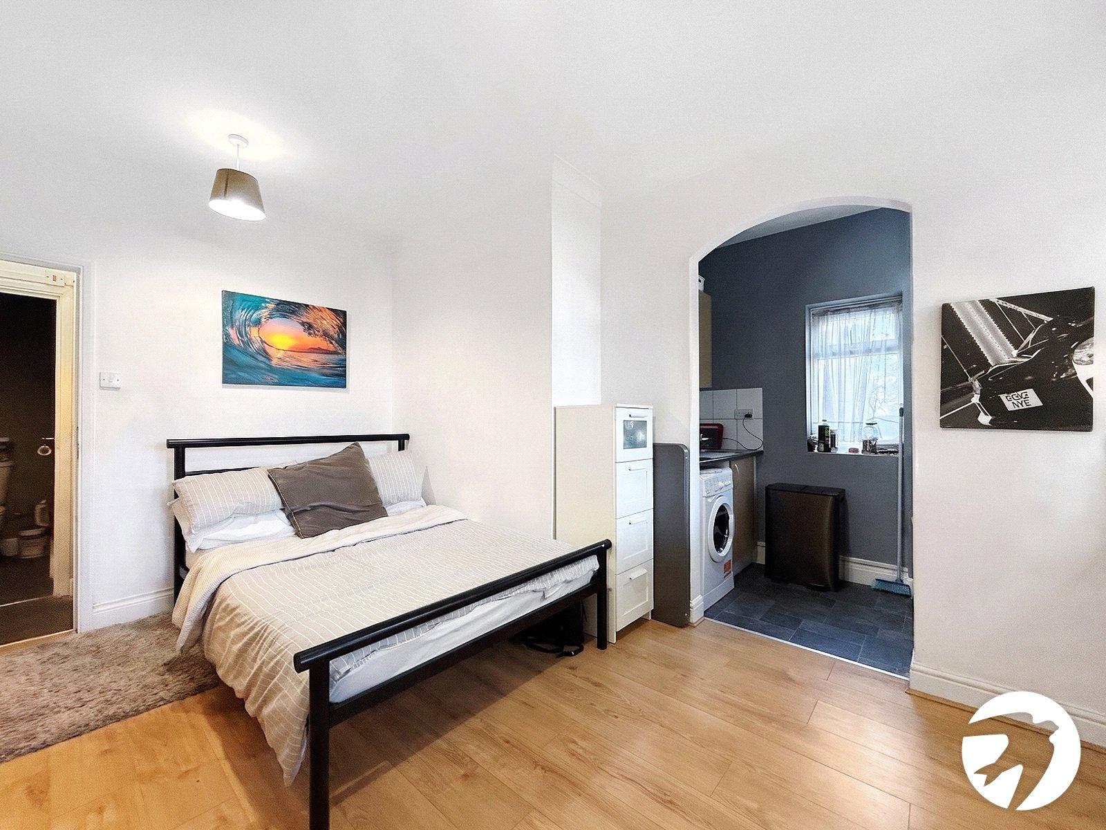 Flat London Road in Maidstone