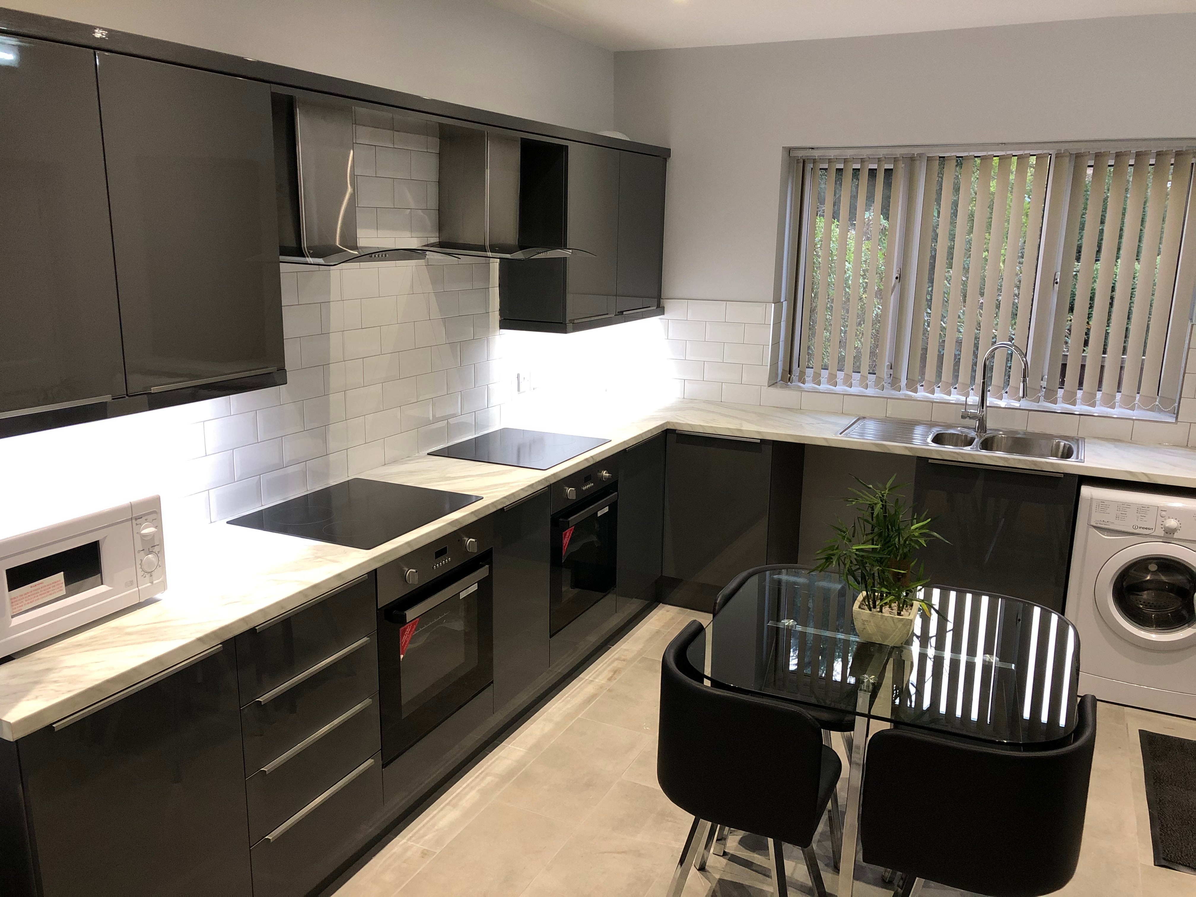 Flat Conyngham Road in Manchester
