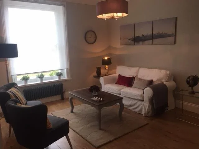 Flat Epsom Road in Epsom and Ewell