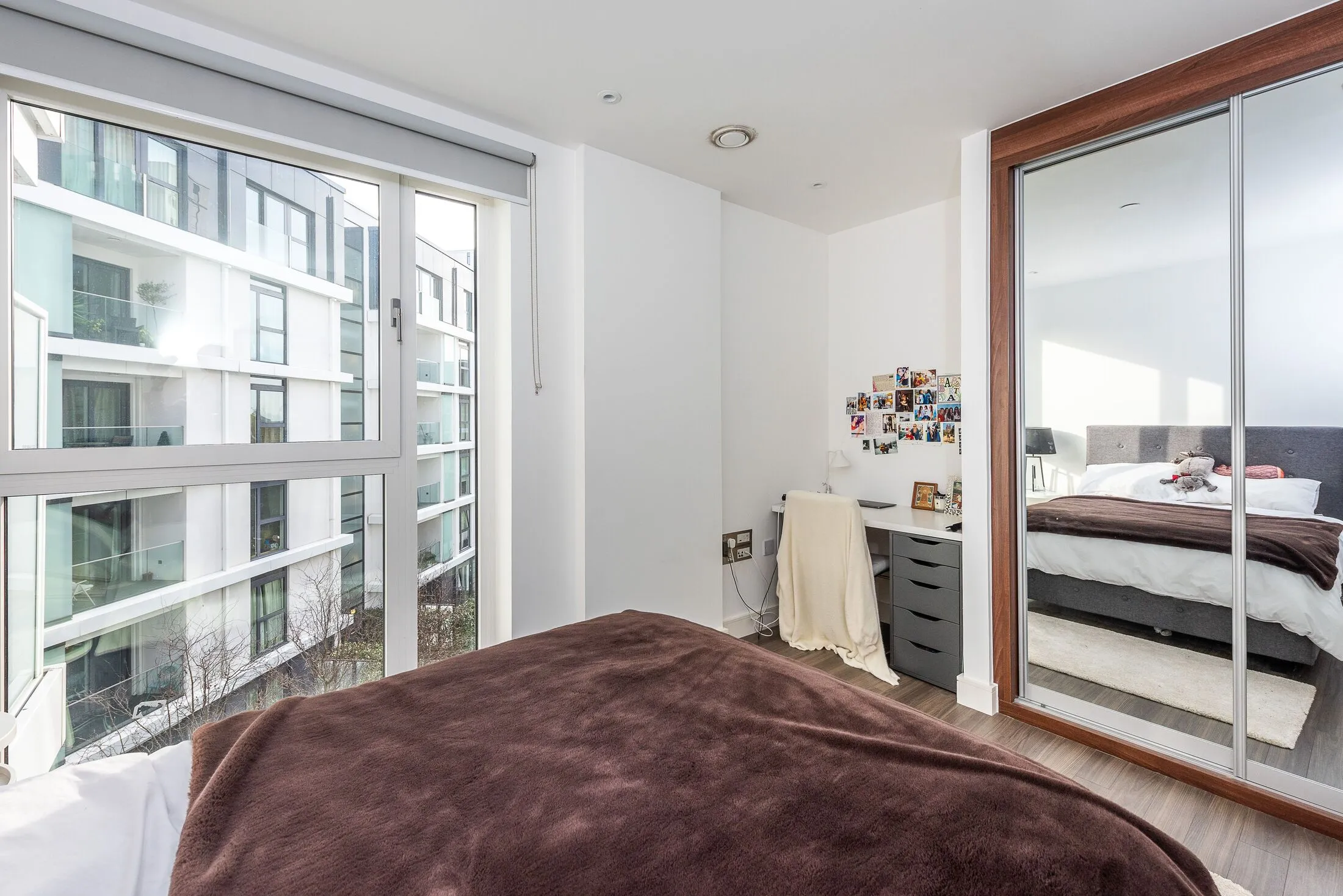 Flat Hebden Place in Greater London