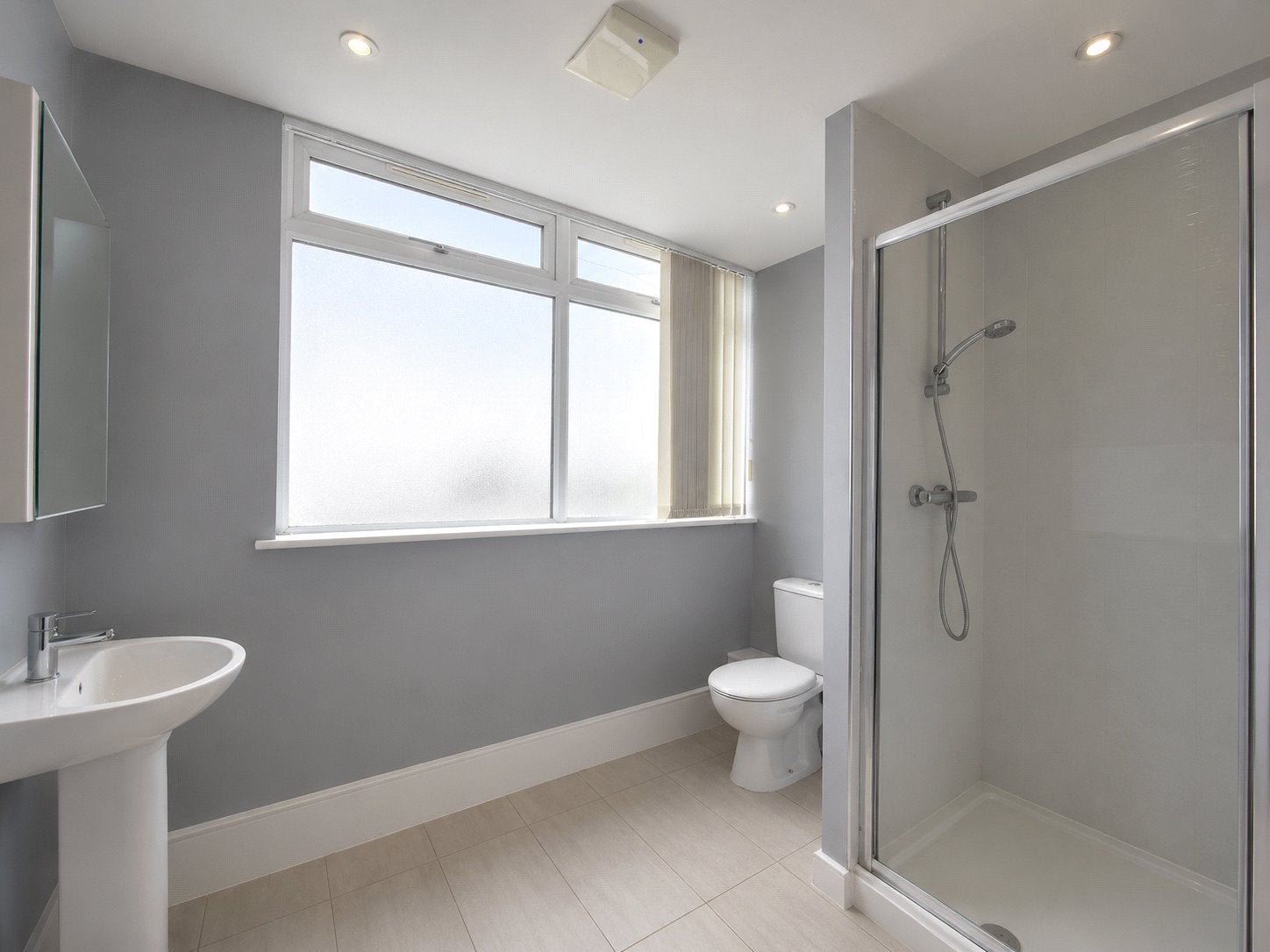Flat Harborough Road in Oadby and Wigston
