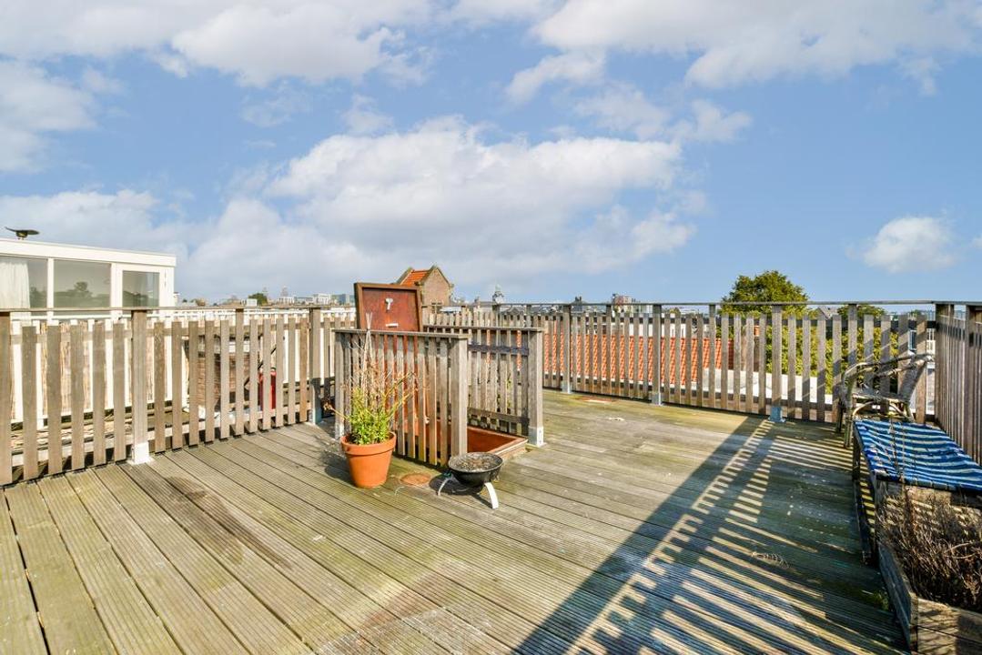 Appartement Pieter Baststraat 4