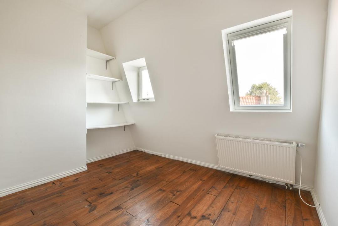 Appartement Pieter Baststraat 25