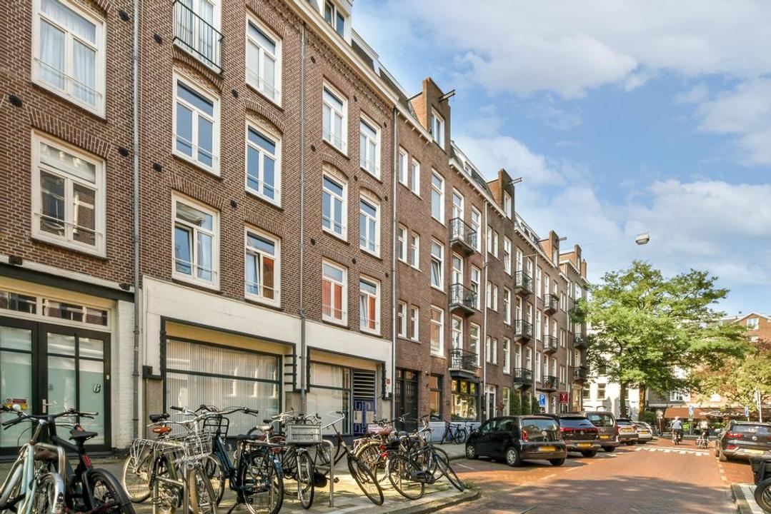Appartement Pieter Baststraat 28