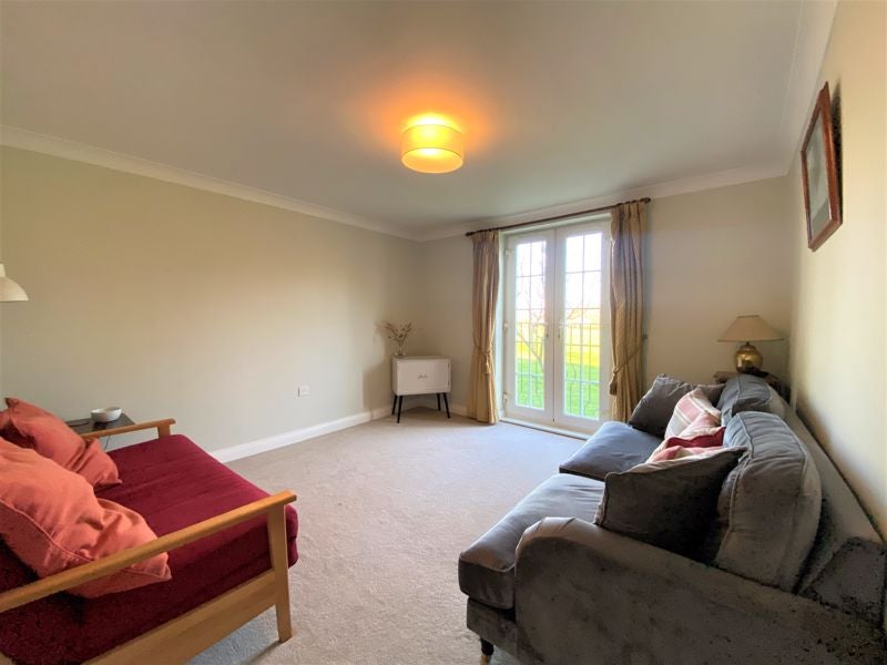Flat Medhurst Way in Oxford