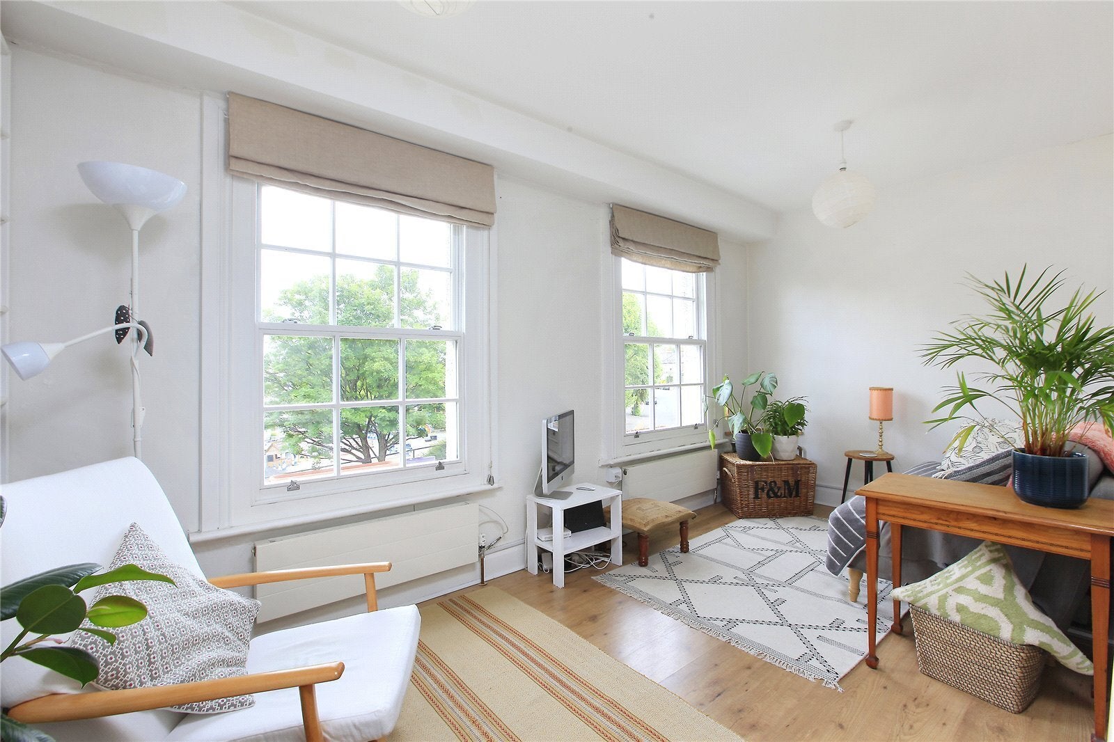 Flat Merton Road in Greater London