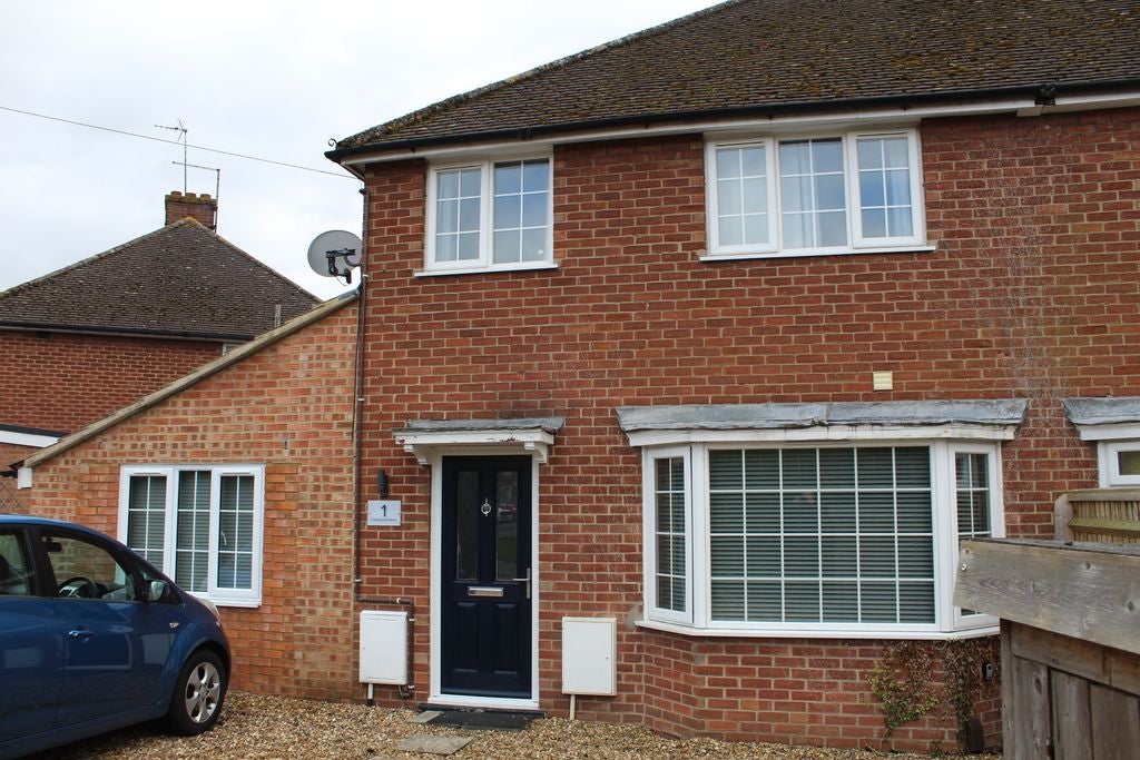 Room Collingwood Avenue in South Oxfordshire