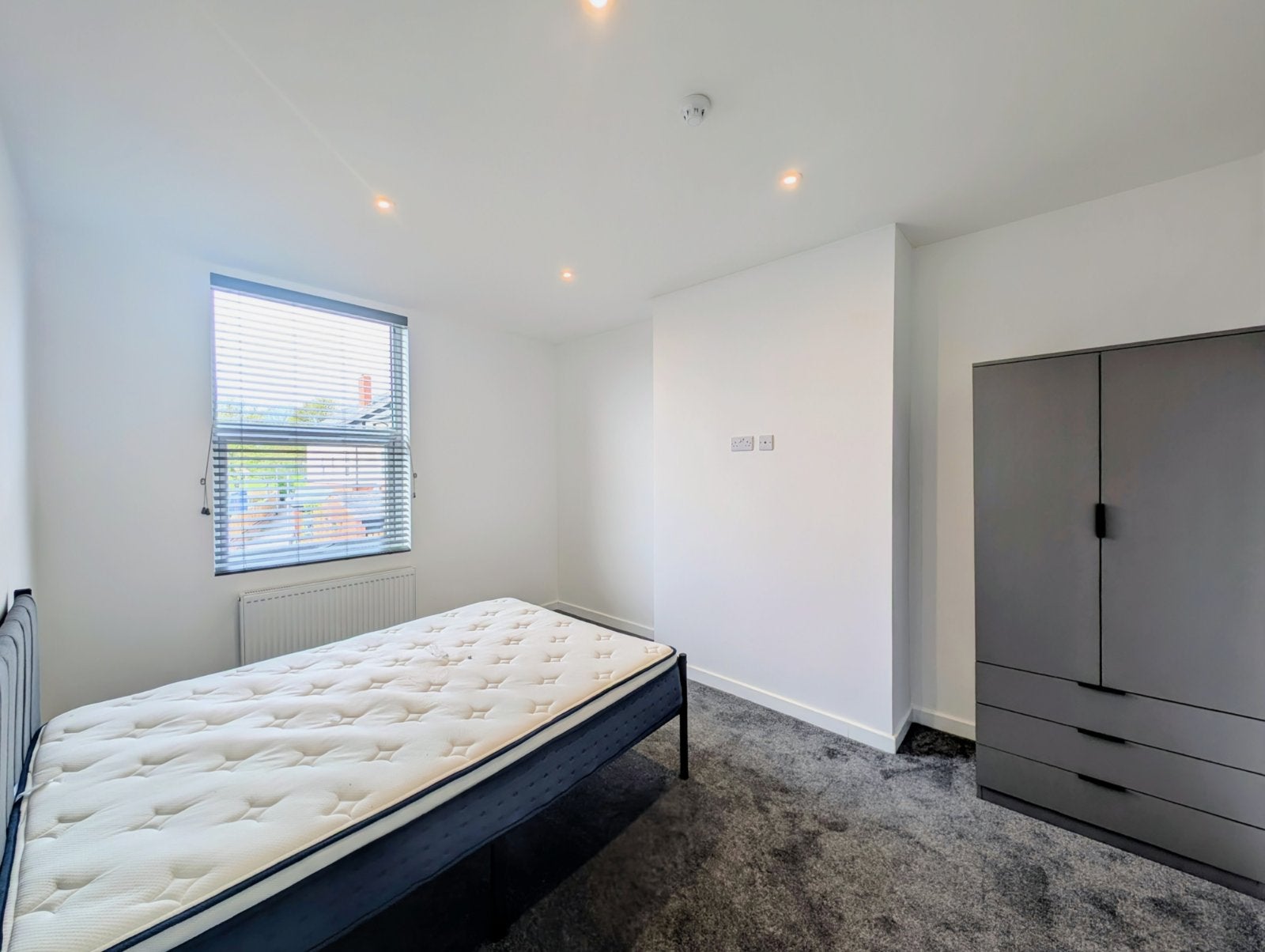 Flat Burlington Road in Leeds