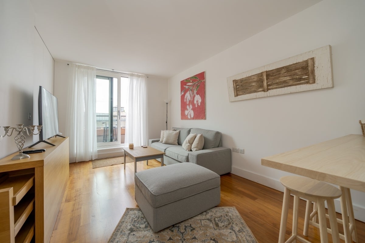 Flat Praed Street in City of Westminster