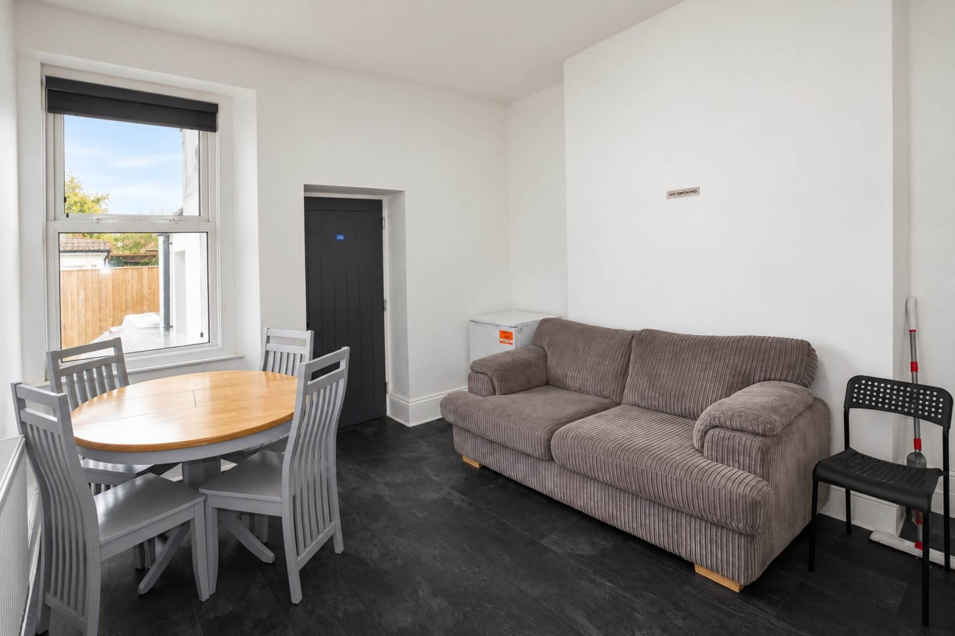 Room Ashcombe Road in Weston-super-Mare