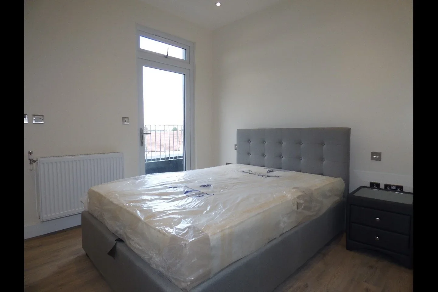 Flat Marconi Place in Greater London