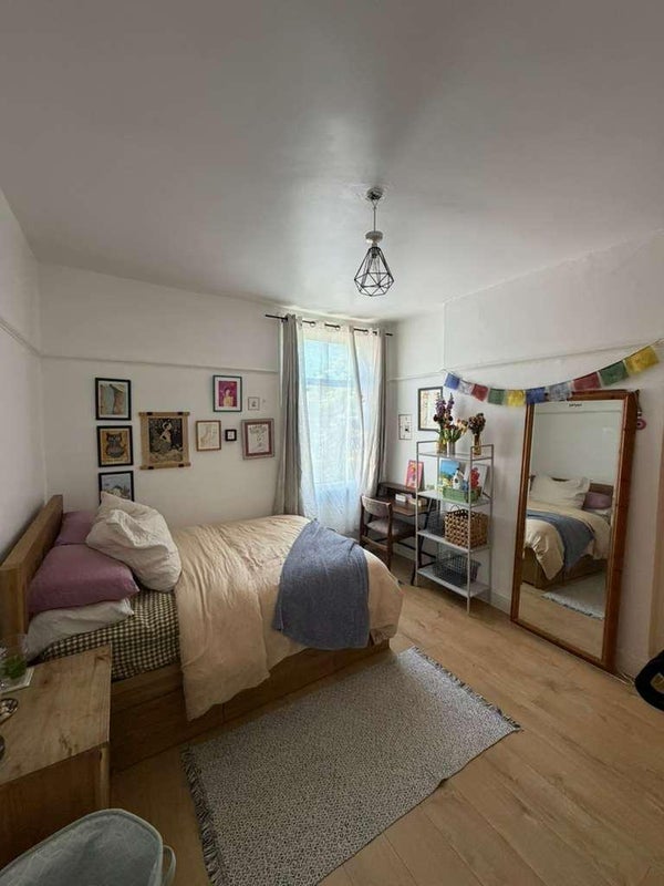 Room Newnham Road in Greater London