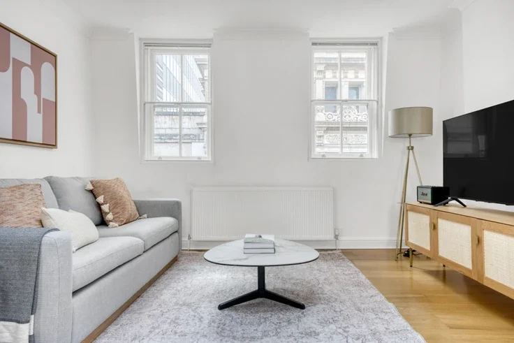 Flat Villiers Street in City of Westminster