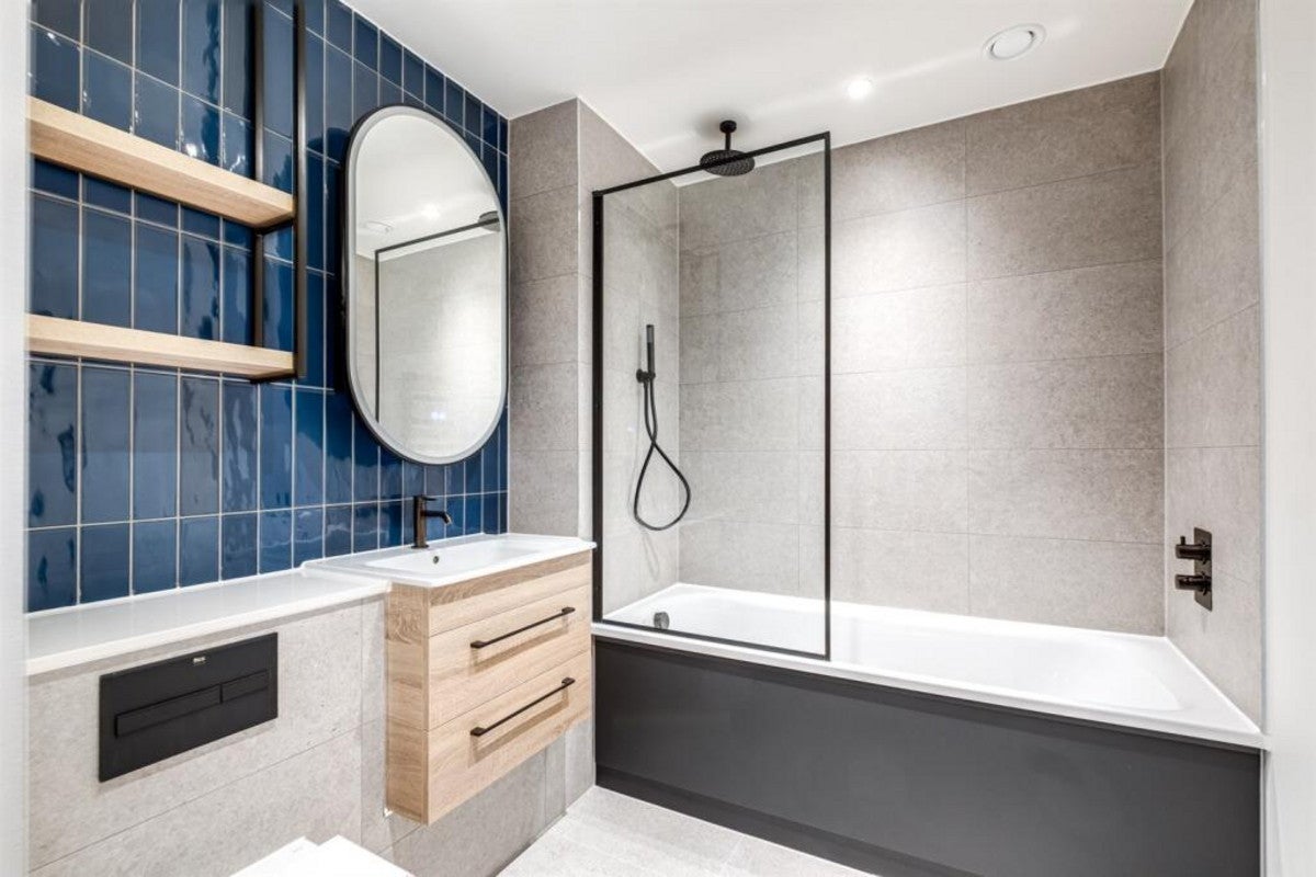 Flat Edgware Road in London