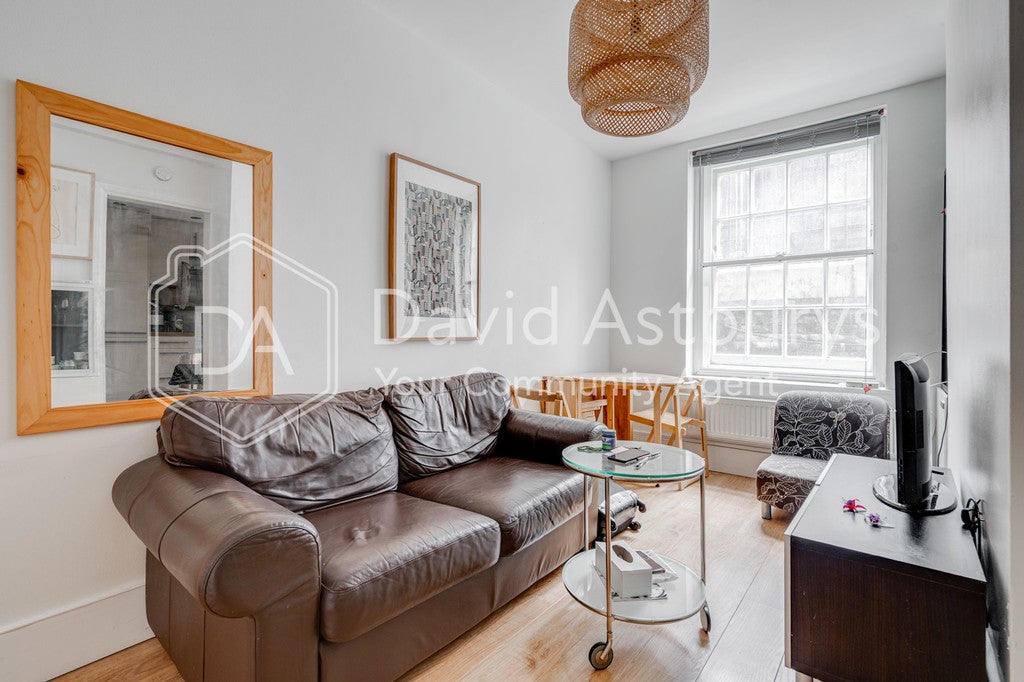 Flat Handel Street in Greater London