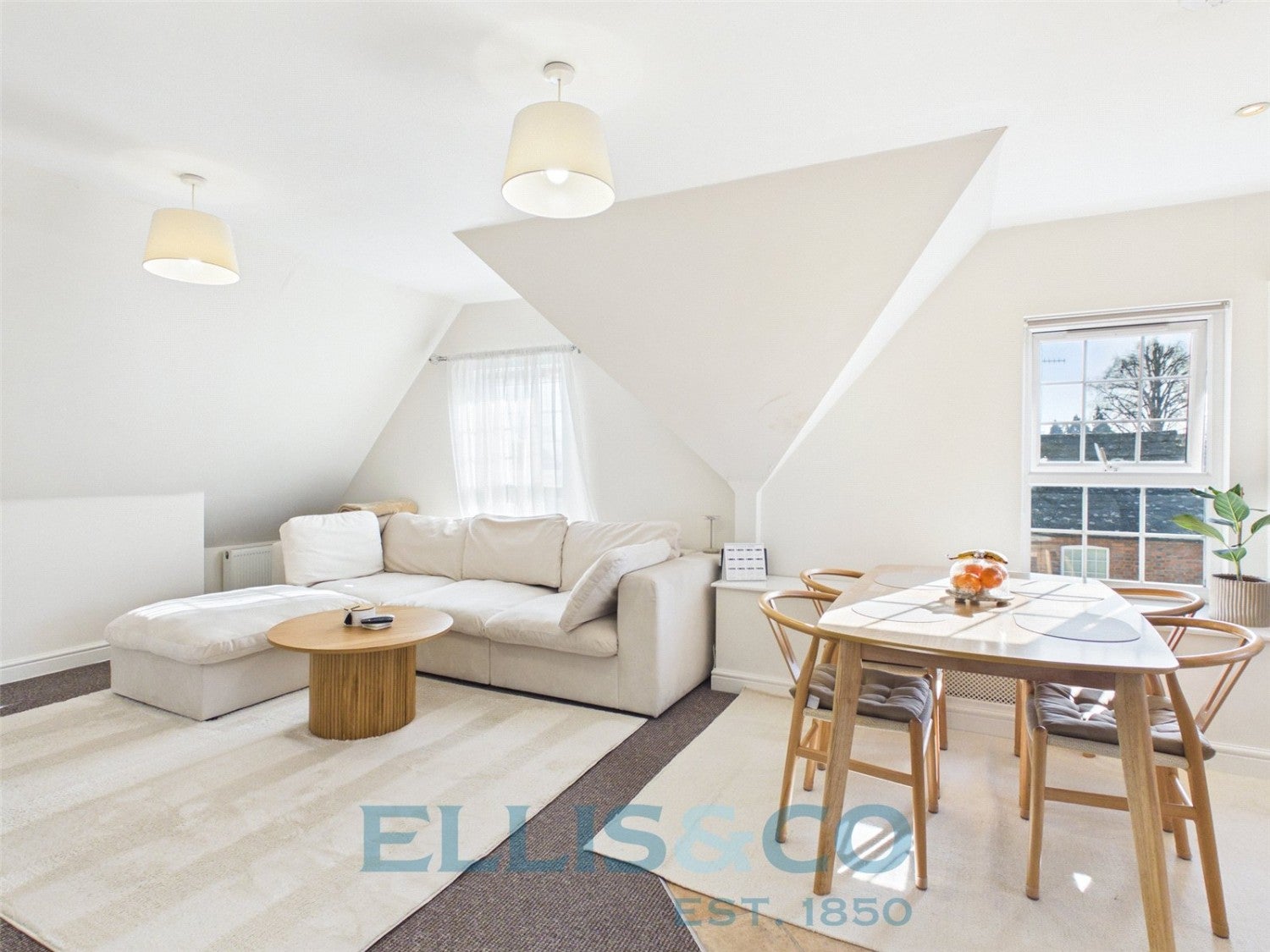 Flat Maidstone Road in Tonbridge and Malling