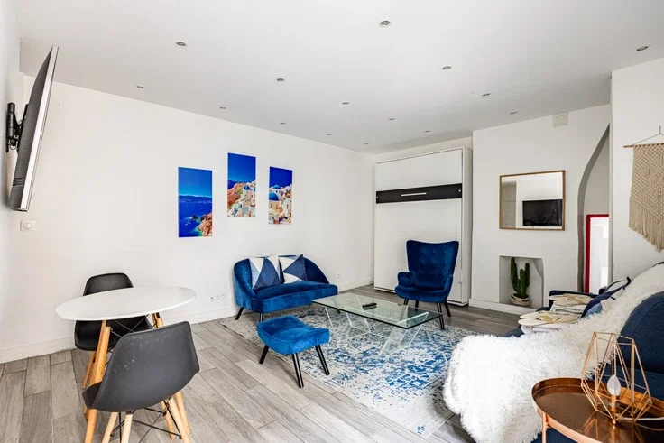 Appartement Rue de Lévis à Paris