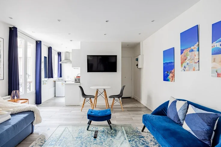 Appartement Rue de Lévis à Paris