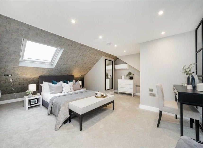 House Prout Grove in Greater London