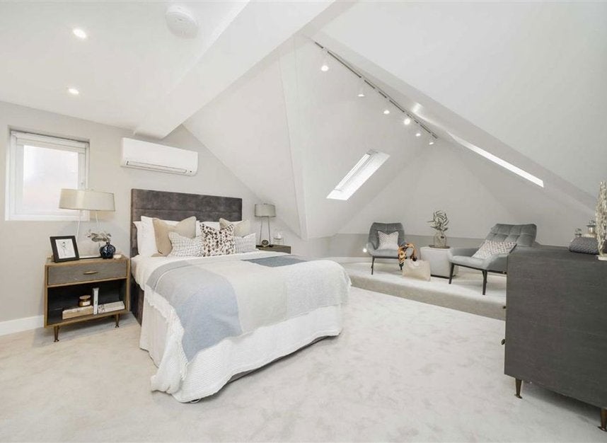 House Prout Grove in Greater London
