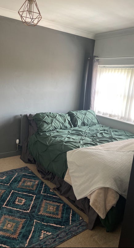 Room Walker Close in Greater London