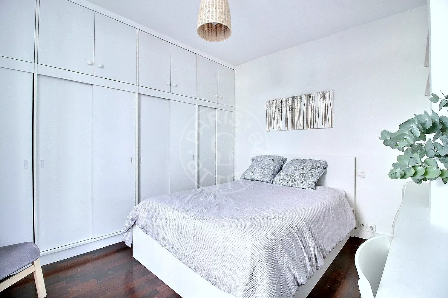Flat Rue Lucien Sampaix in Paris