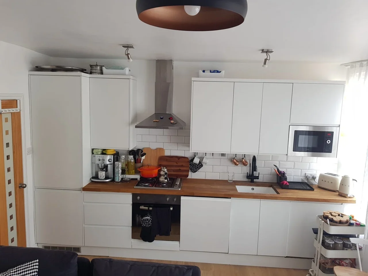 Flat Russell Road in Greater London