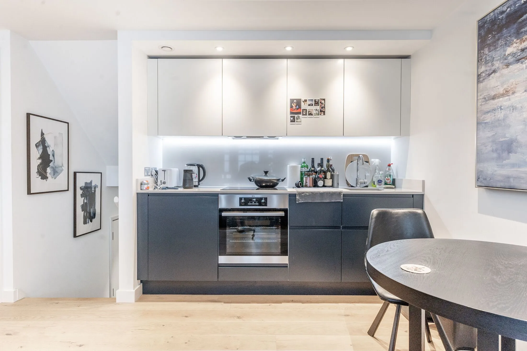 Flat Radnor Walk in Greater London