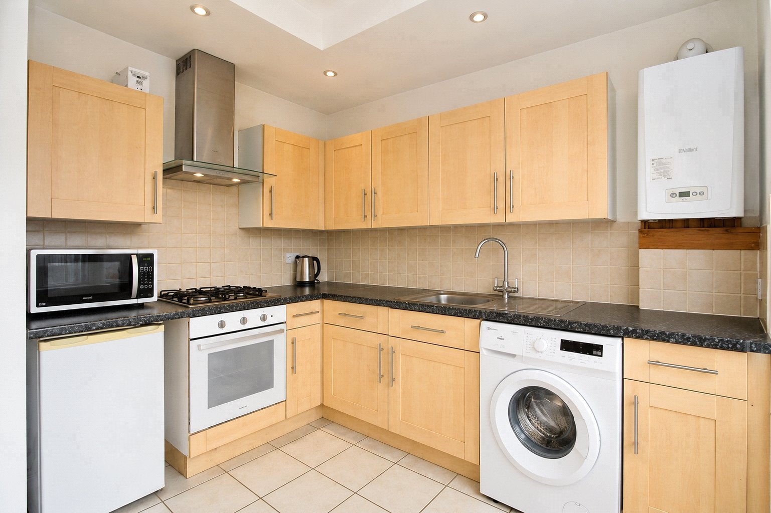 Flat Bensham Lane in Greater London
