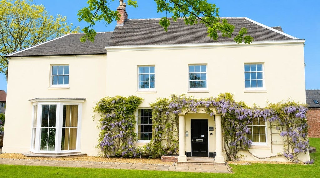 Flat Hamstall Close in Lichfield