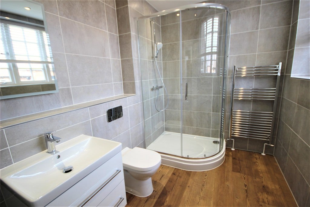 Flat Hamstall Close in Lichfield
