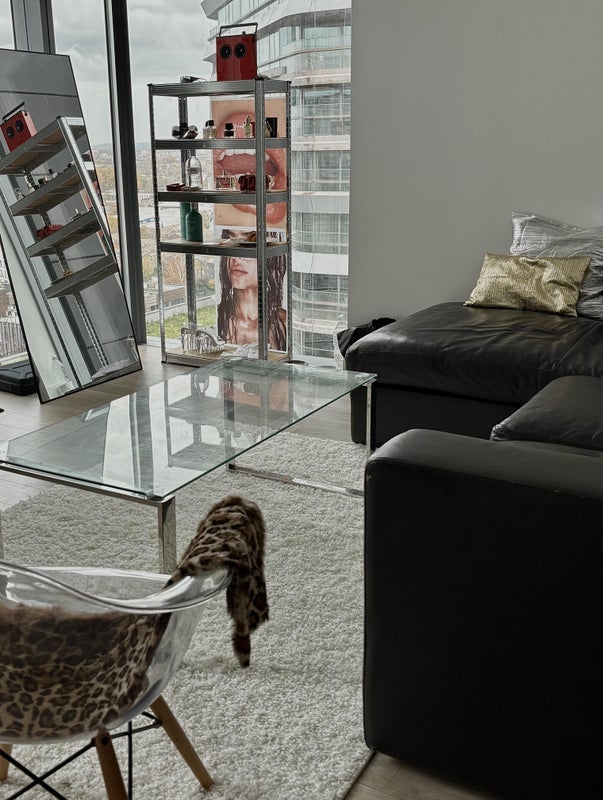 Flat Macclesfield Road in Greater London