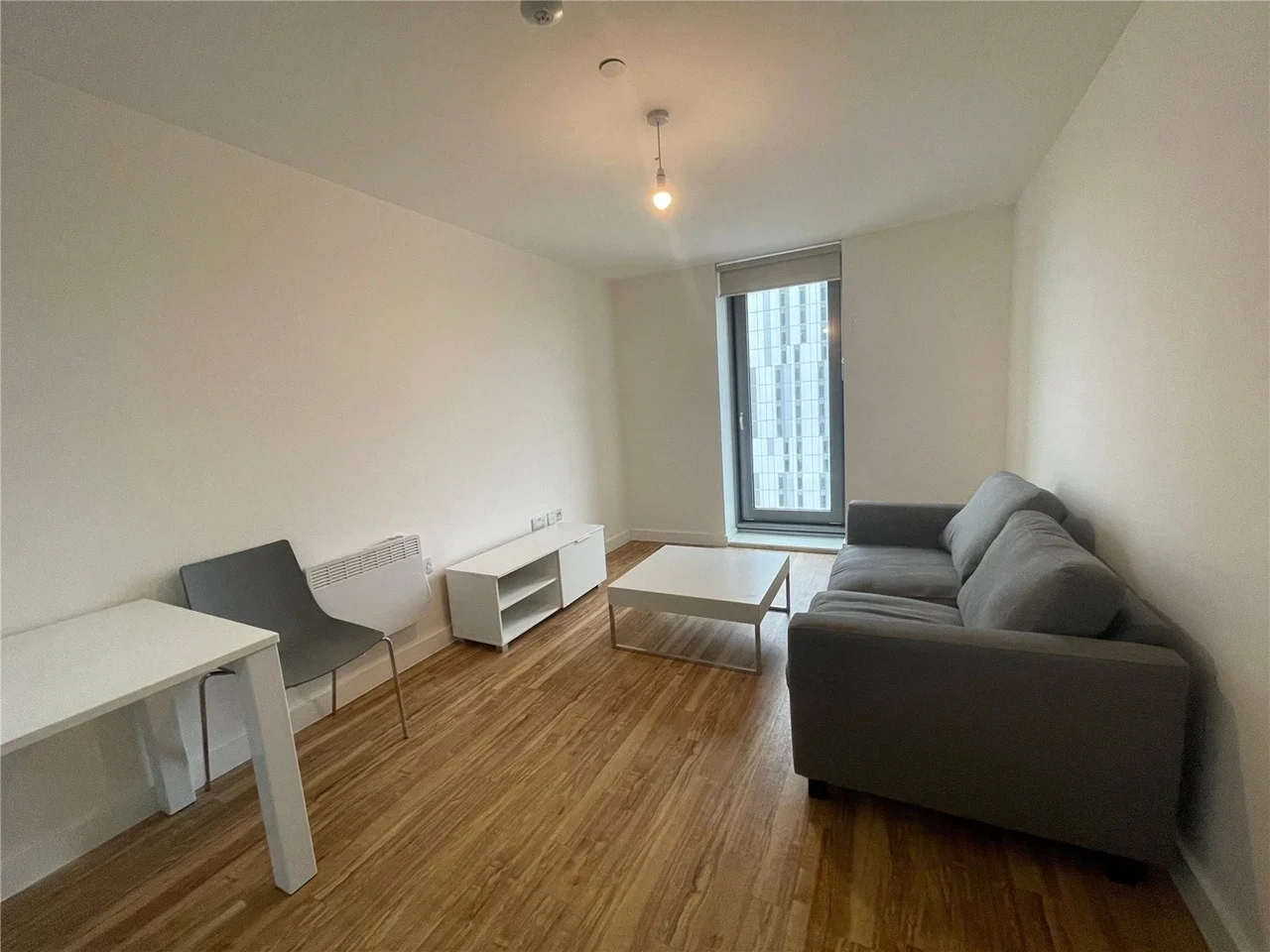 Flat Michigan Avenue in Salford