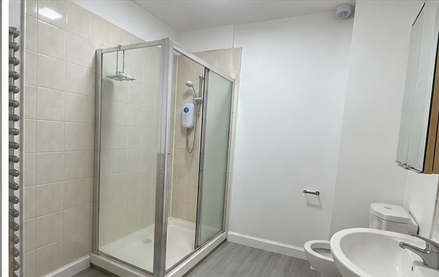 Flat Brooksby's Walk in Greater London