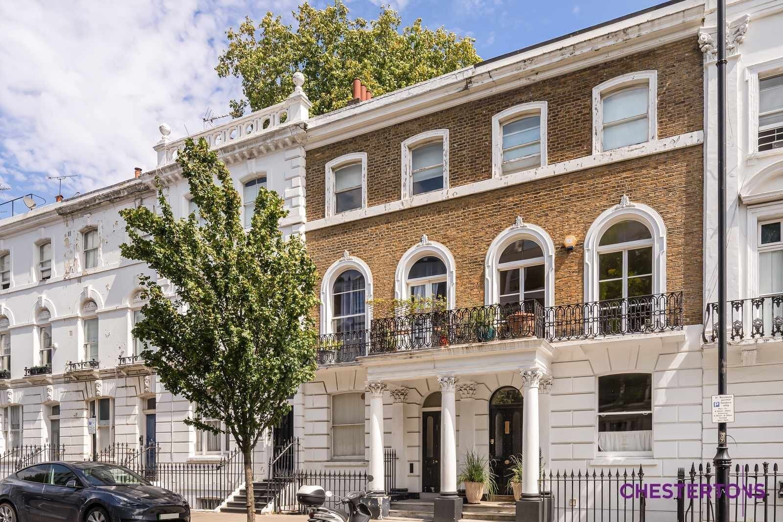 Flat Oakley Street in Greater London