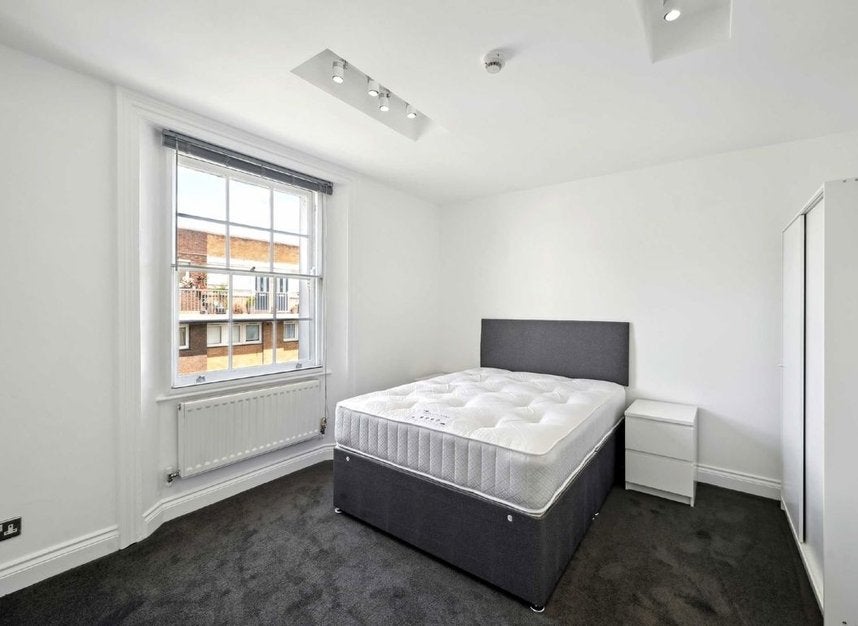 Flat Fulham Road in Greater London