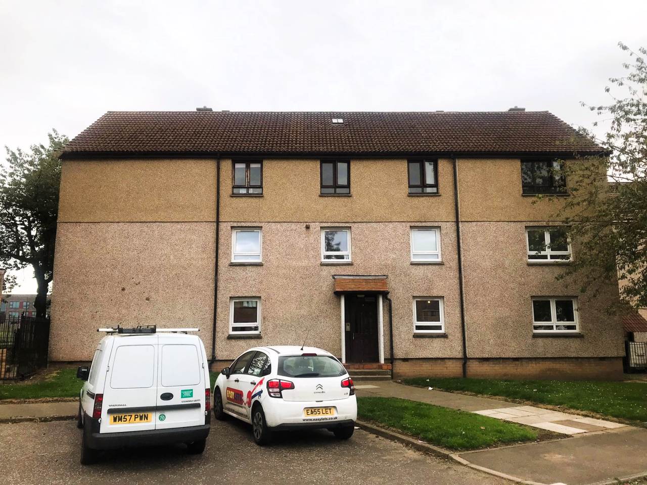 Flat Finlow Terrace in Dundee