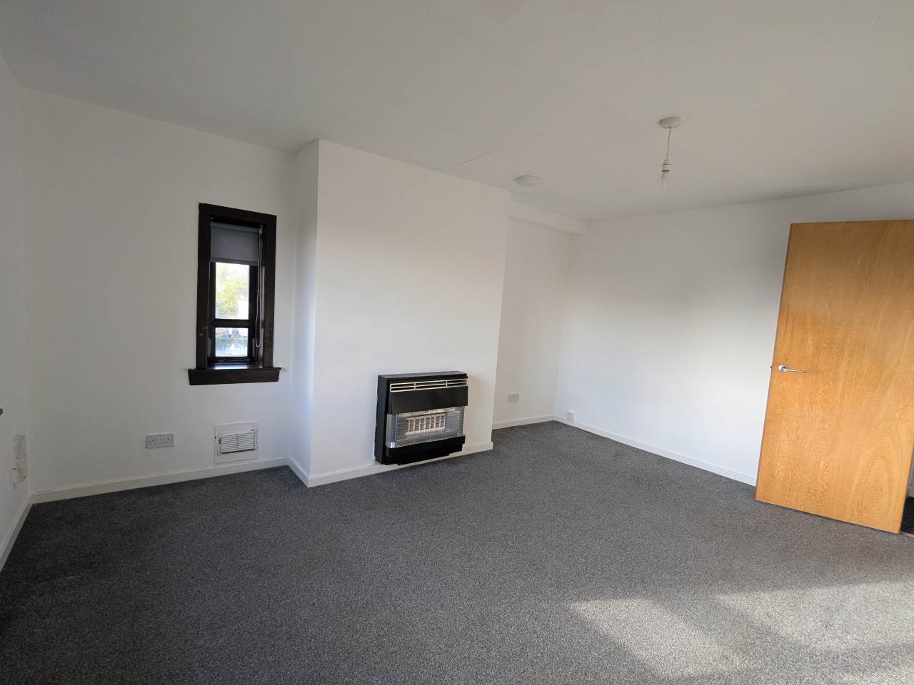 Flat Finlow Terrace in Dundee