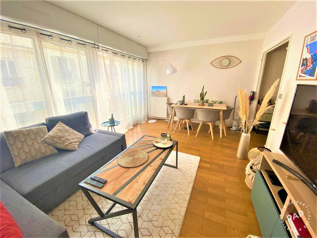 Flat Rue Beudant in Paris