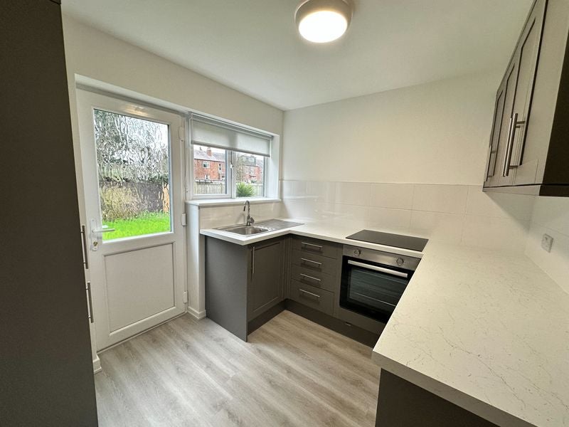 Flat Rivington Close in Southport