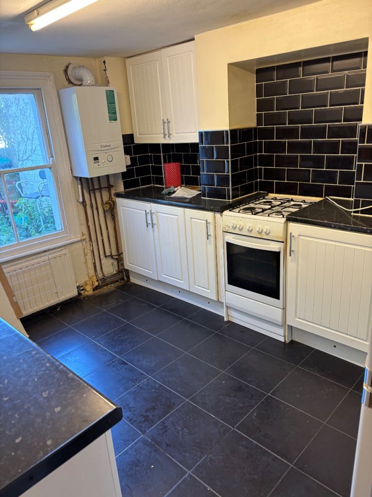 House Mercia Grove in Greater London